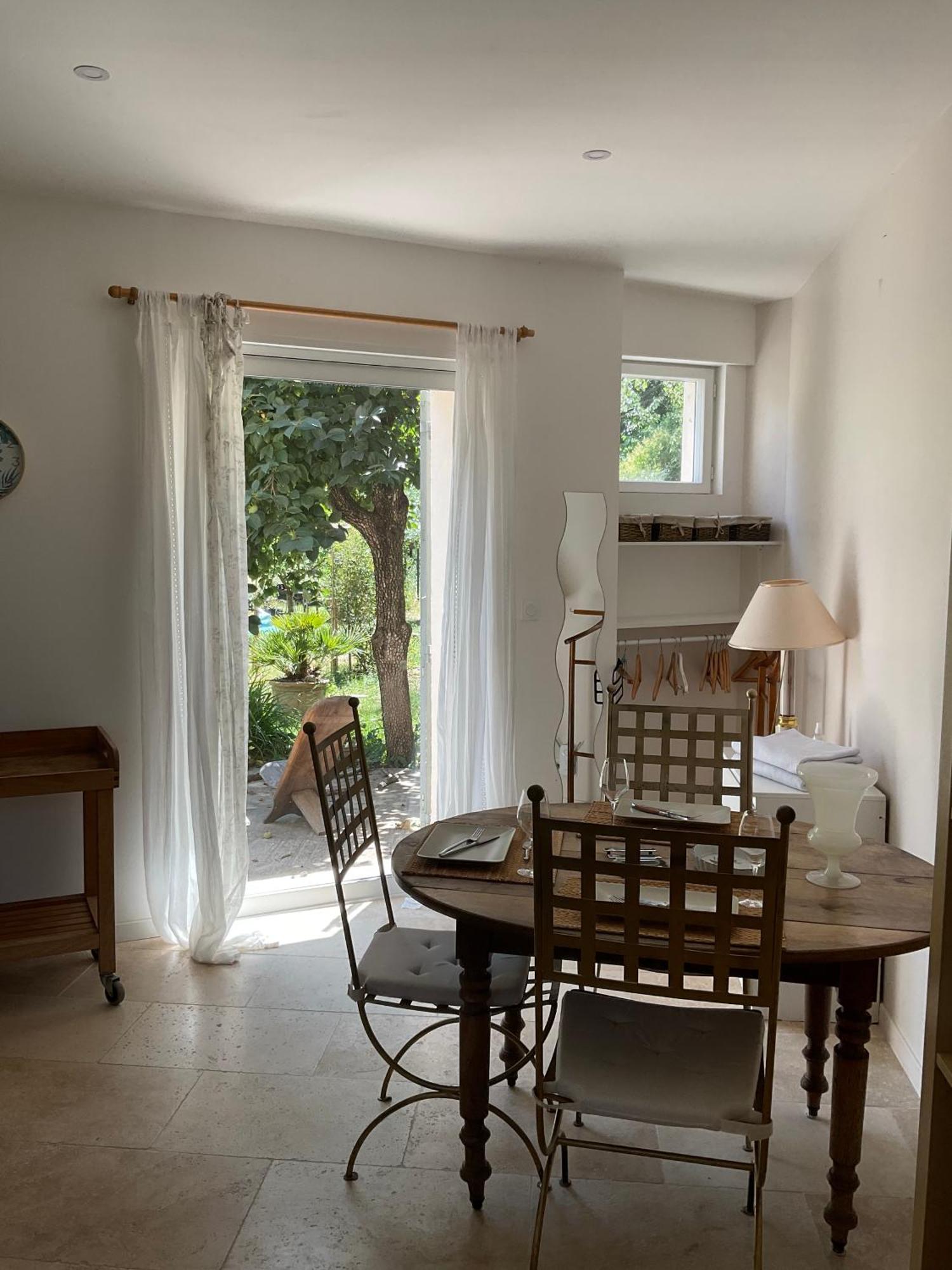 Studio Lumineux Villeneuve-lès-Avignon Εξωτερικό φωτογραφία